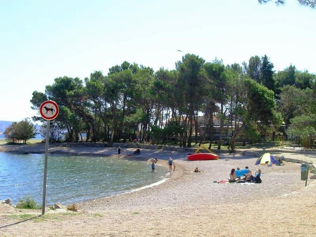 Apartment Dragica Krk Town Oda fotoğraf